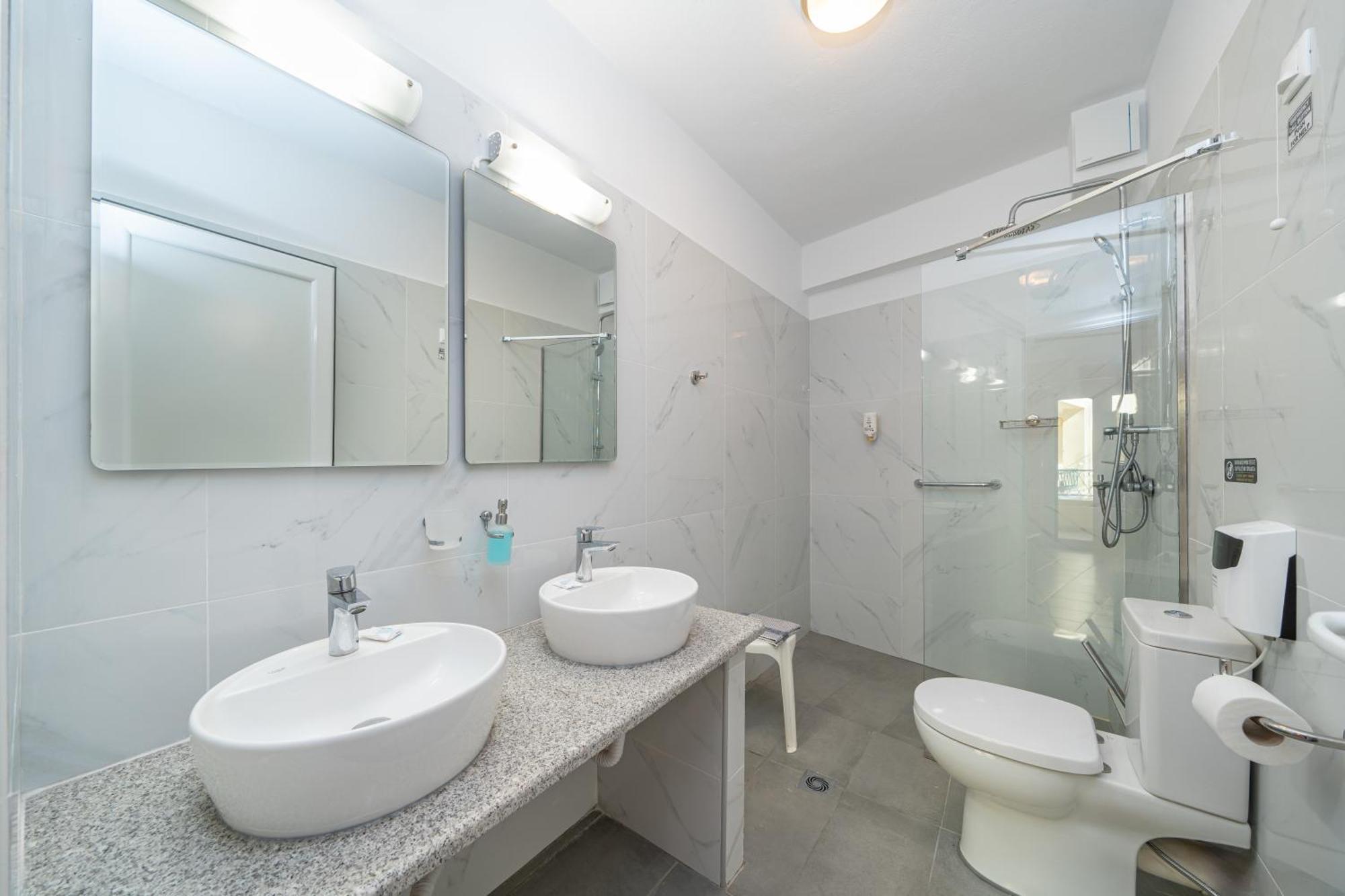 Stella Hotel Apartments ฟิสคาร์โด ภายนอก รูปภาพ